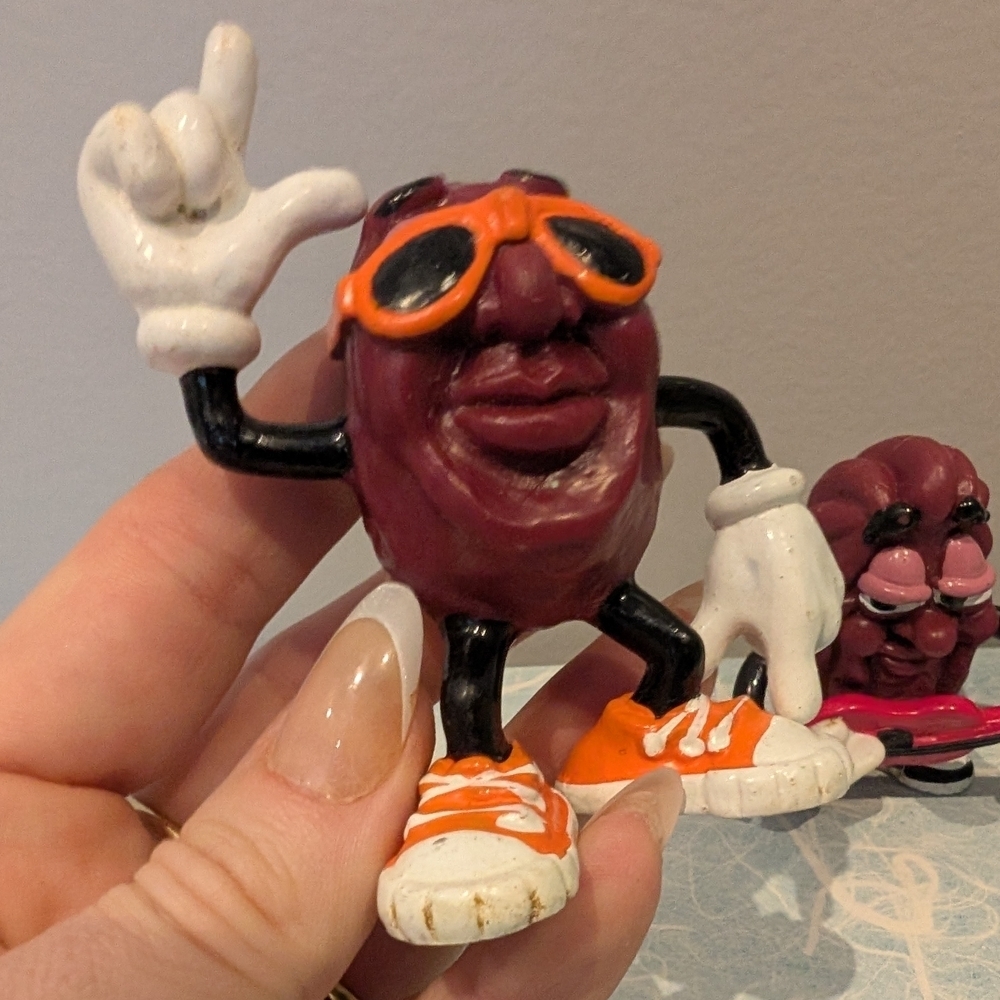 Vintage California Raisins Figurines Set - Picture 3 of 9